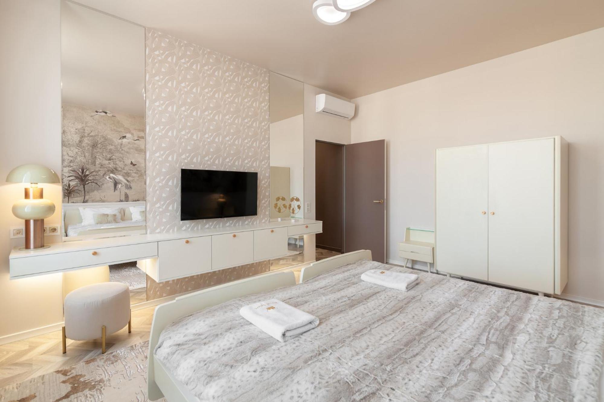 Royal Aparts Multi Lviv Exterior foto